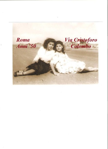 Una foto scattata negli anni '50 sulla Via Cristoforo Colombo, una via di Roma ora congestionata dal traffico, descritta anche nel libro.